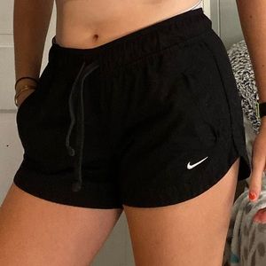 Nike short